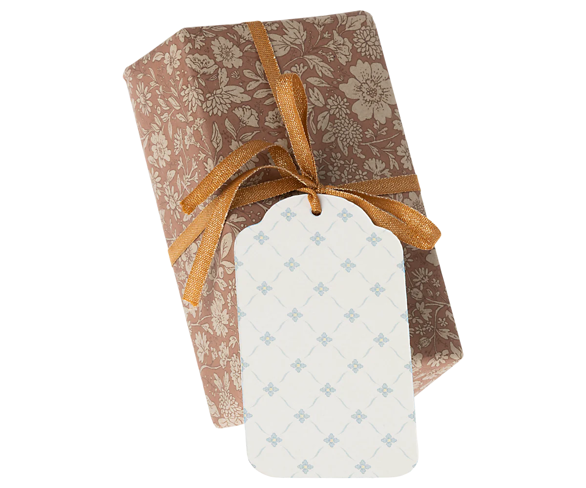 Étiquettes cadeau fleurs bleues