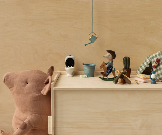 Souris Cow-boy, Petit frère et son cheval à bascule