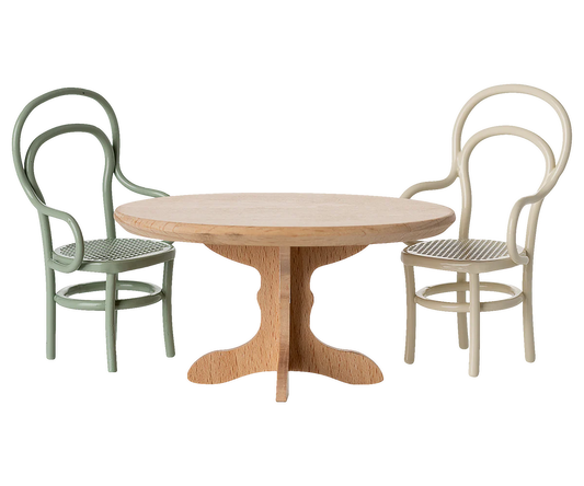 Table à manger en bois