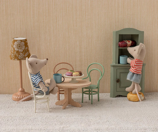 Table à manger en bois